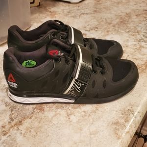 Reebok women lifters